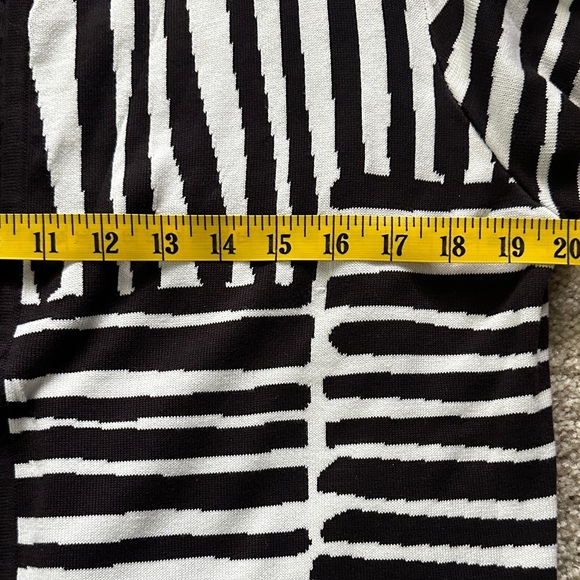 Chico's Chocolate Brown Zebra Print Open Front Cardigan Animal Print Women’s 2 - Picture 5 of 6